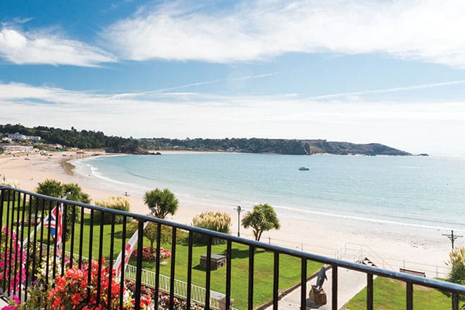 St-Brelade-Festive-4